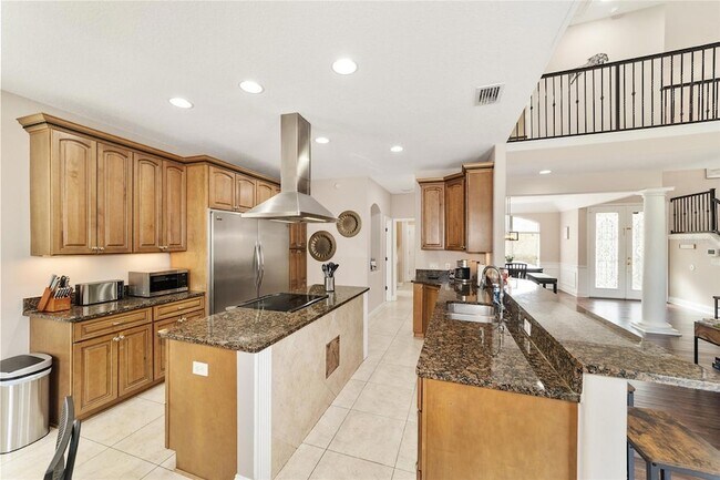 Building Photo - 1706 SW 27th St