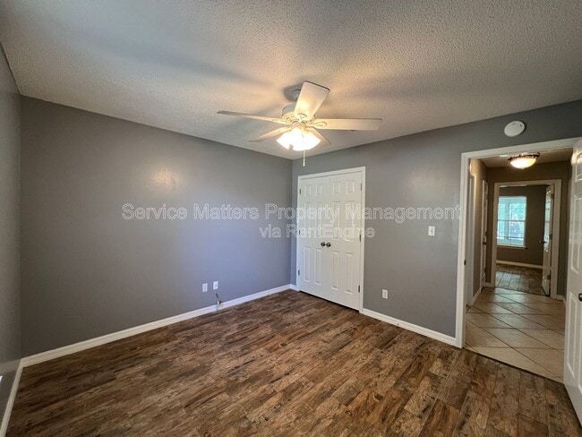 Building Photo - 5784 Twisted Oak Ct