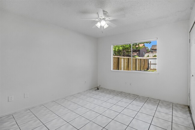 Building Photo - 13718 Vira Ln