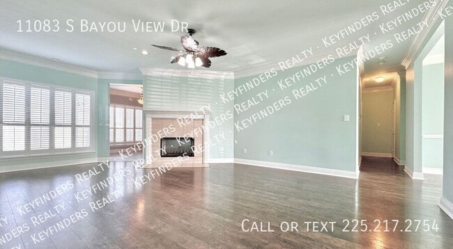 Building Photo - 11083 S Bayou View Dr