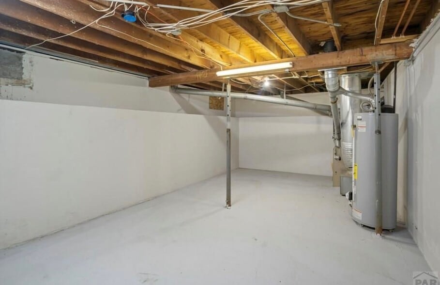 Building Photo - 1405 E Beech St