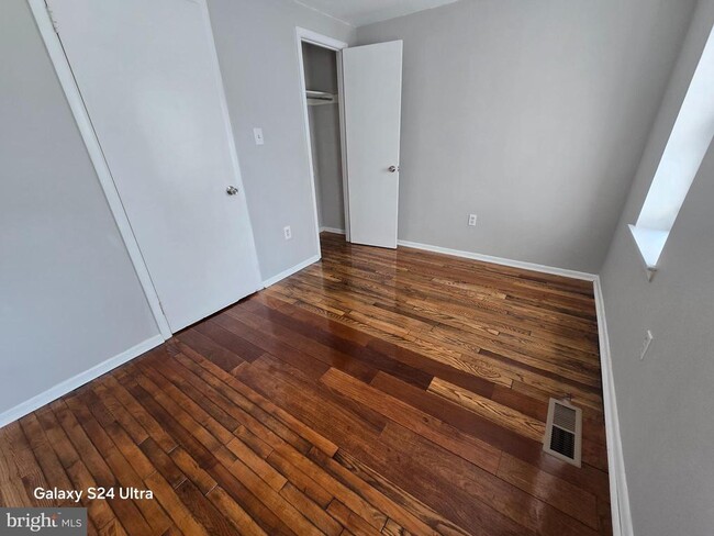 Building Photo - 13825 Cabernet Ct