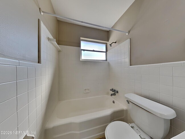 Building Photo - 6332 Romilly Dr