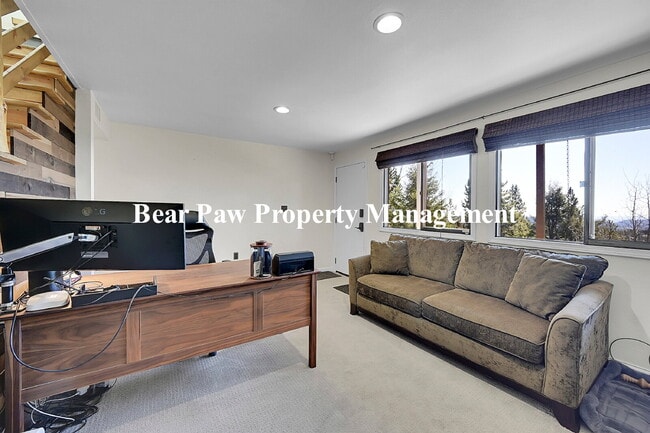 Building Photo - Beautiful Home on Conifer Mountain!!