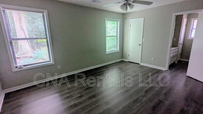 Building Photo - 1459 N Diane Ct