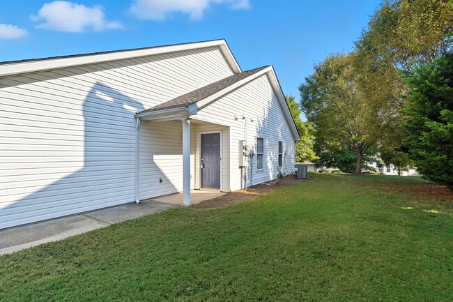 Building Photo - 273 Cottonwood Creek Cir