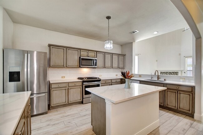 Building Photo - 20831 Brodie Ln