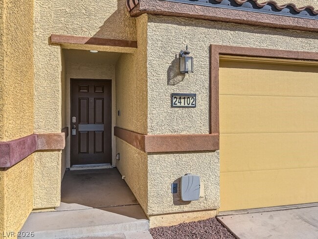 Building Photo - 1525 Spiced Wine Ave