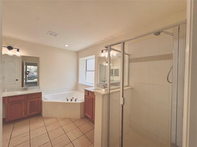 Building Photo - 6734 Richmond Dr