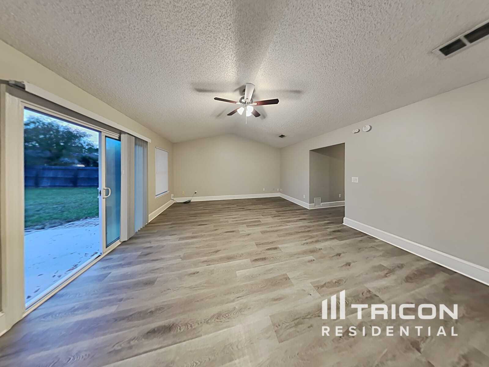 Building Photo - 7544 Teaticket Ct