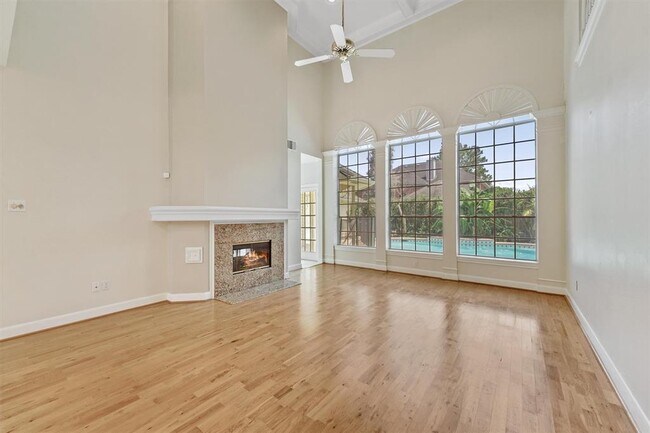 Building Photo - 14119 Scarborough Fair St