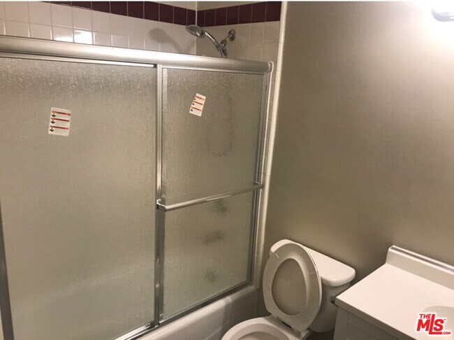 Building Photo - 10282 Tujunga Canyon Blvd