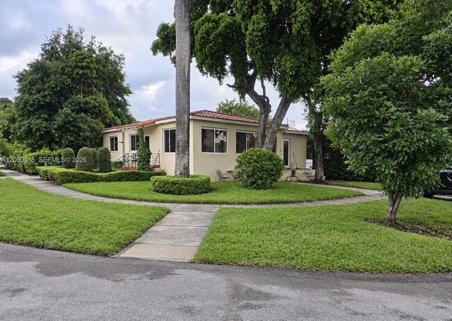 Building Photo - 3560 NW 19th St