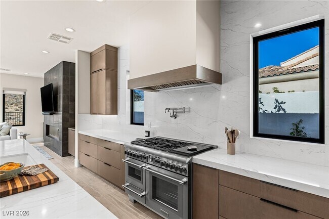 Building Photo - 2245 Green Mountain Ct