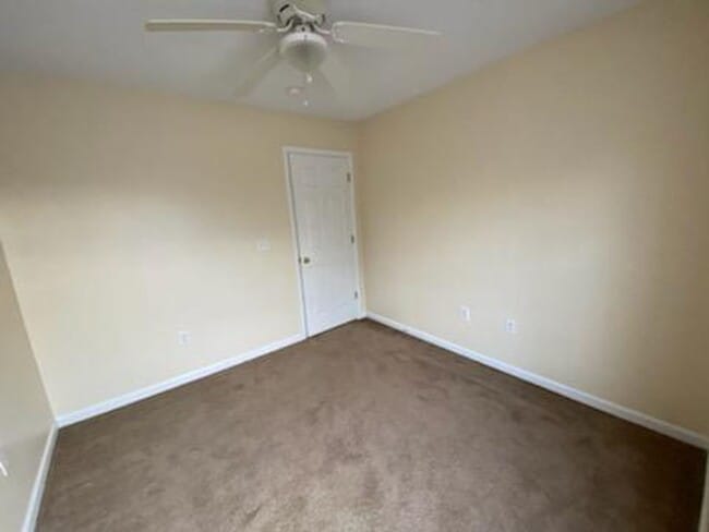 Building Photo - 3 Bedroom 2.5 bath home in Escoba Bay community - Sneads Ferry