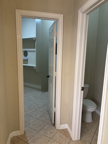 Building Photo - 552 Palomino Way