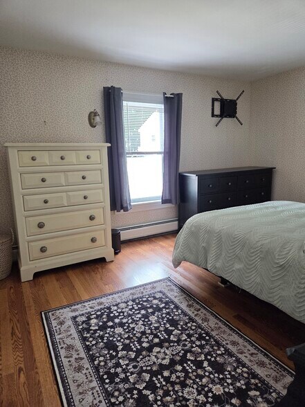 Building Photo - 71 Housatonic St