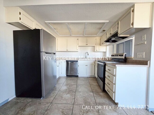 Building Photo - 3720 Snorkel Cir