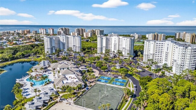 Building Photo - 285 Grande Way