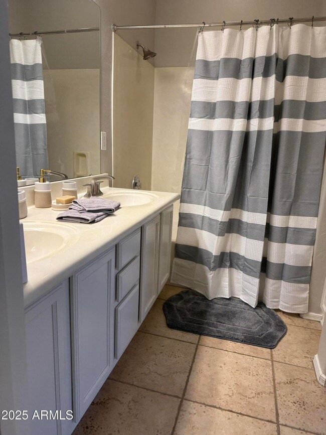 Building Photo - 9065 E Gary Rd