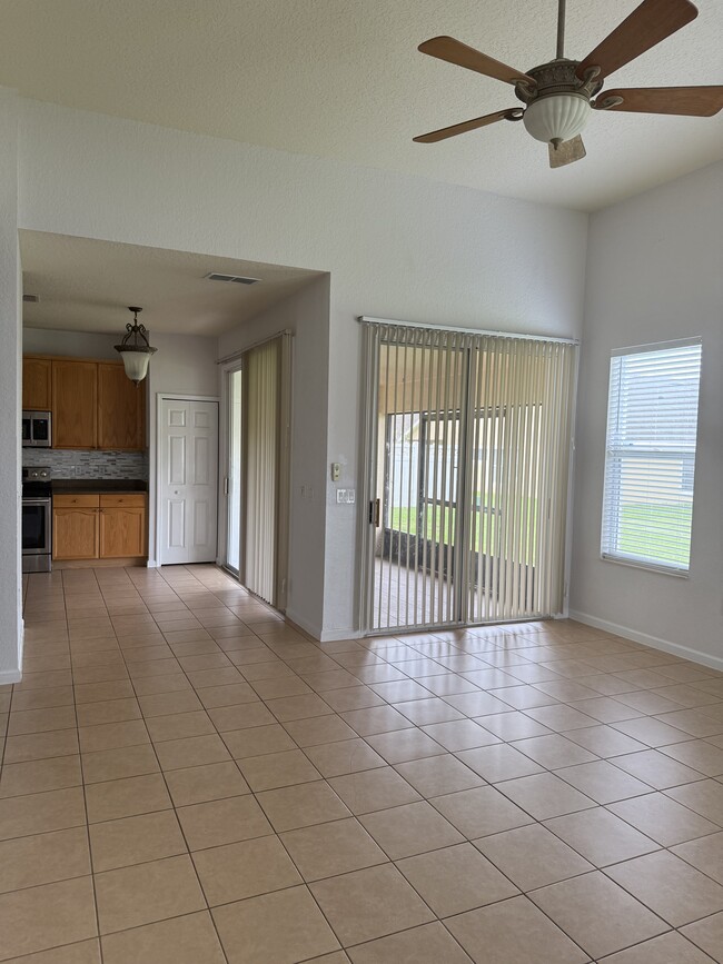 Building Photo - 2914 River Birch Dr