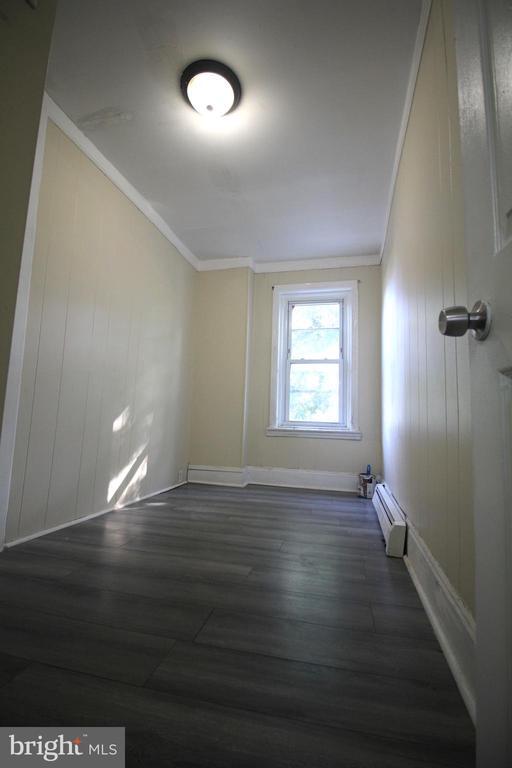 Building Photo - 167 Kirkbride Ave