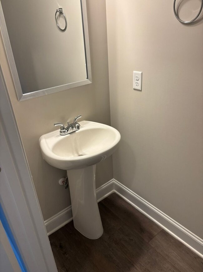 Building Photo - Welcome Home! Located in Lexington Hill Subdivision