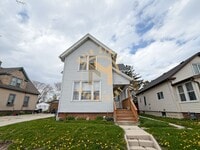 Building Photo - 1522 Main Ave