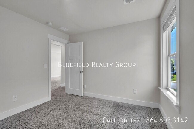 Building Photo - 308 Garrison Grove Dr