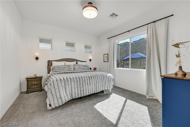 Building Photo - 111 Ibiza Lk Dr