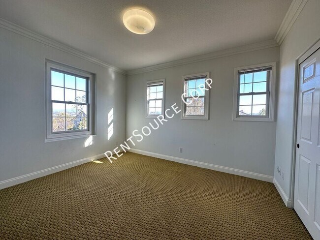 Building Photo - 26991 Timberline Terrace