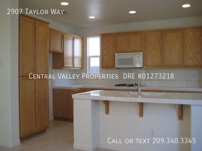 Building Photo - 2907 Taylor Way