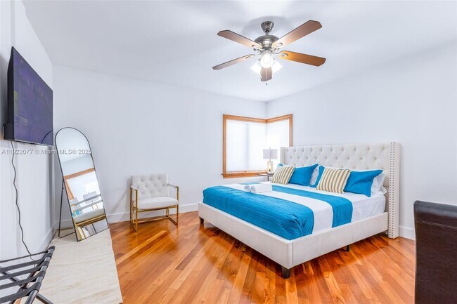 Building Photo - 1230 SW 22nd Terrace