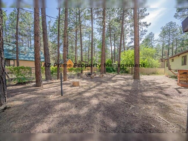 Building Photo - 5383 Glenwood Ln