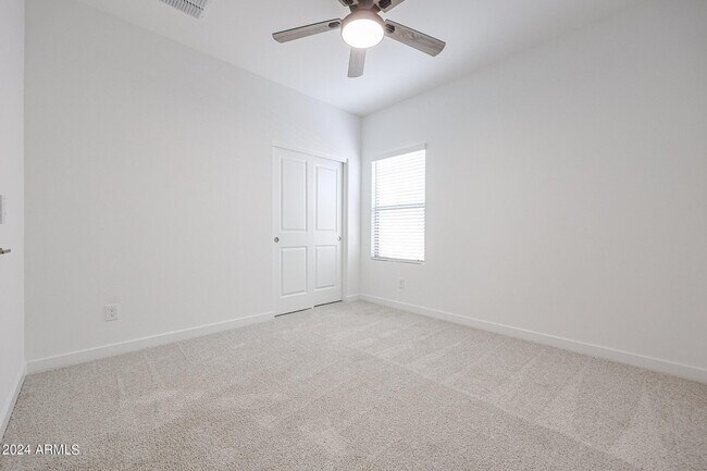 Building Photo - 7811 N 79th Dr