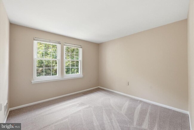 Building Photo - 10065 Chestnut Wood Ln