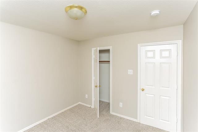 Building Photo - 3353 Stoneway Dr