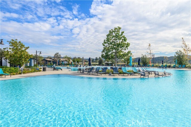 Building Photo - 295 Autumn Wy