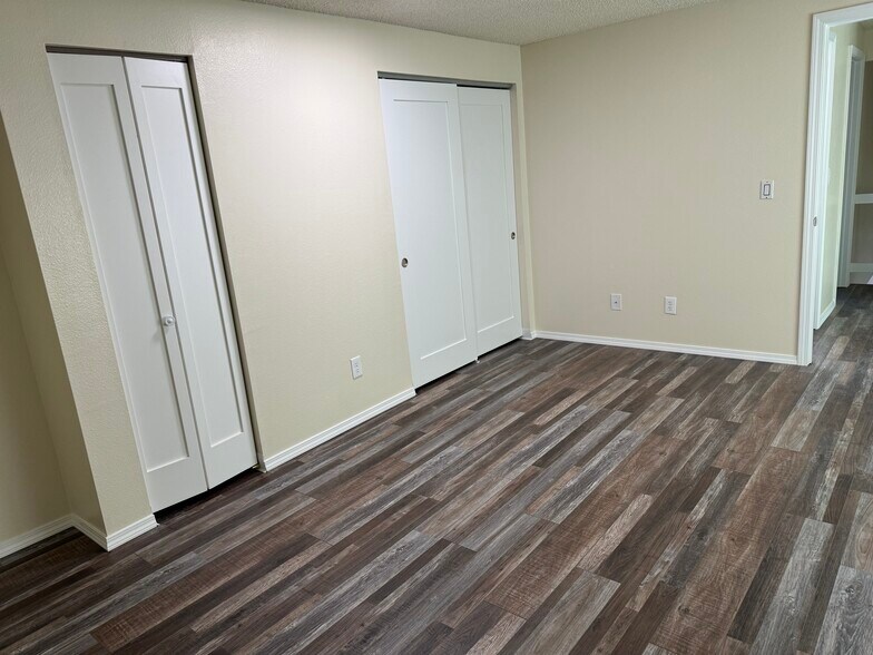Master bedroom closets - 1228 46th Pl SE
