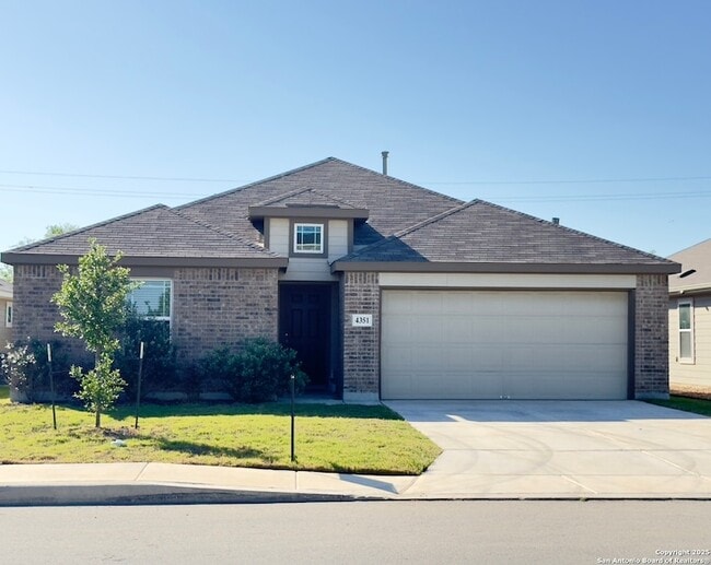 Building Photo - 4351 W Vasquez Cir