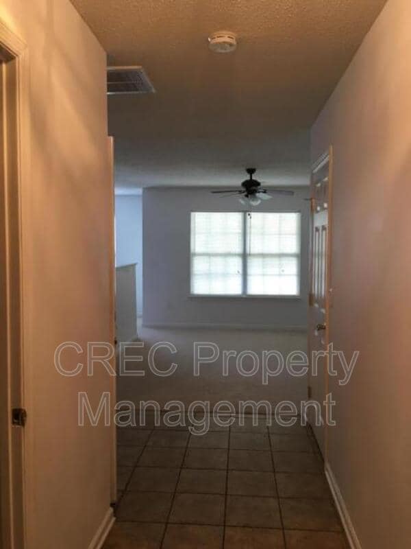 Building Photo - 146 Darcy Ave