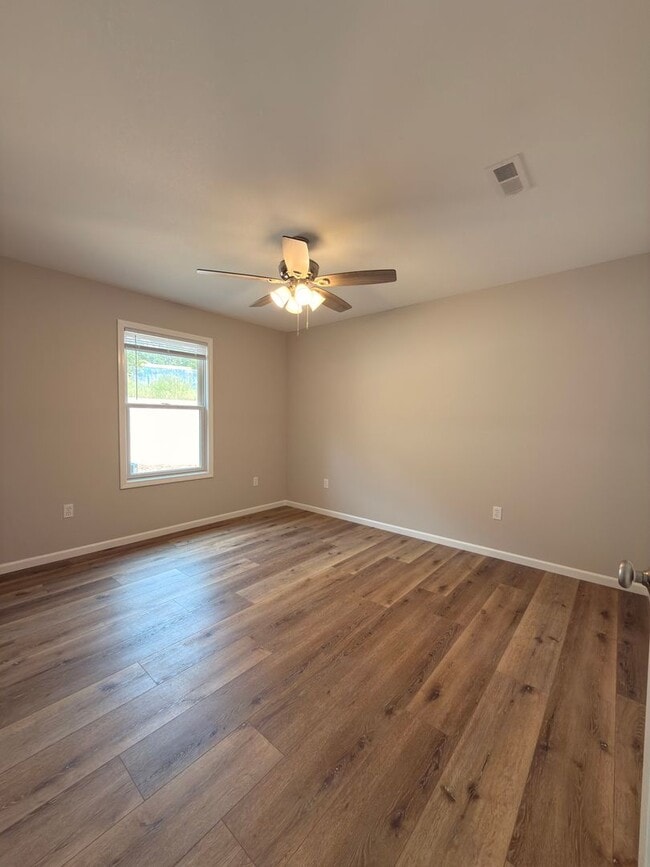 Building Photo - 3031-MF3-E4