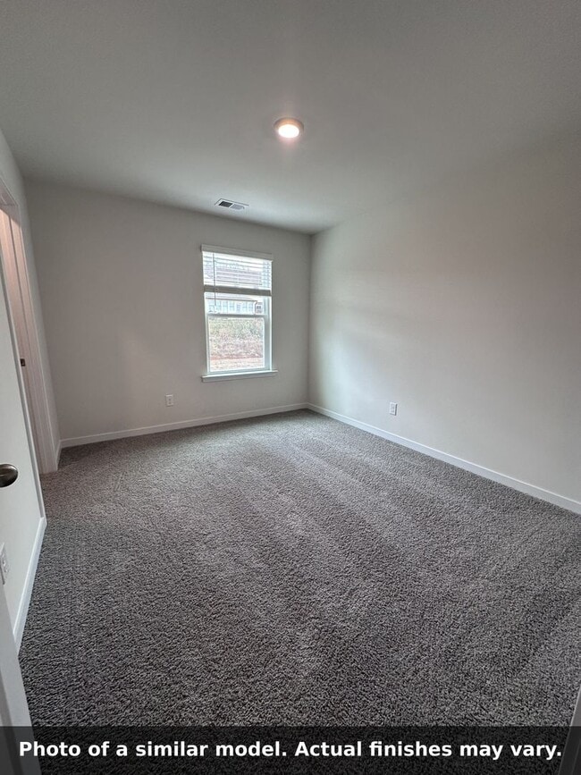 Building Photo - Brand New Home located at the Hamptons of Hickory!