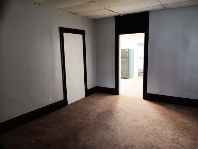 Building Photo - 501 Pratt St