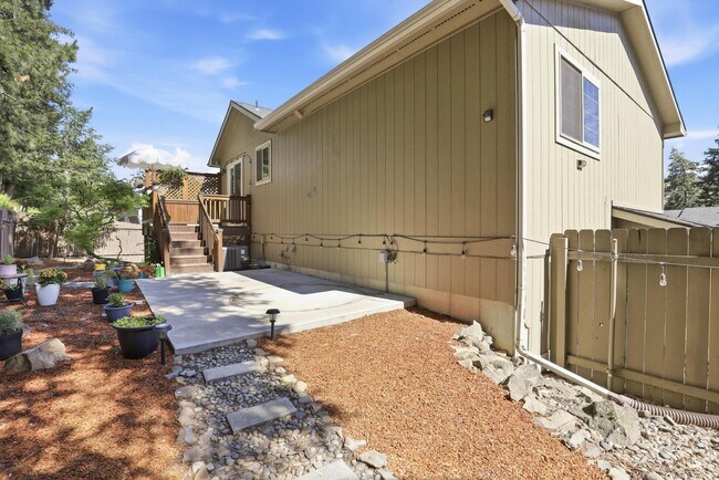 Building Photo - 4724 S Keyes Ct