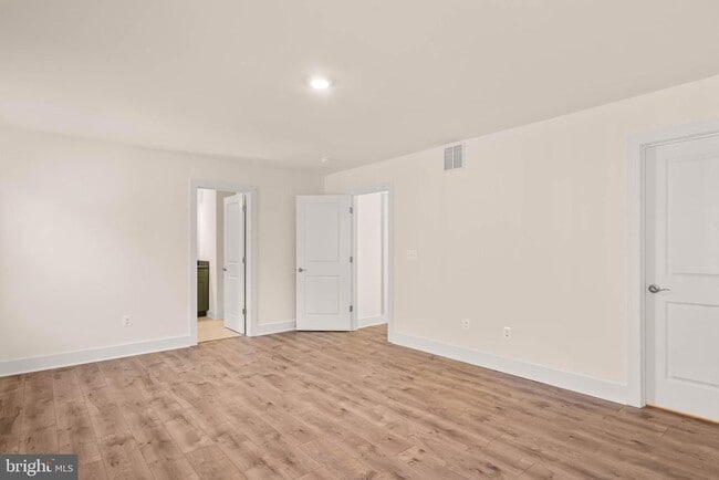 Building Photo - 383 Scranton Ln