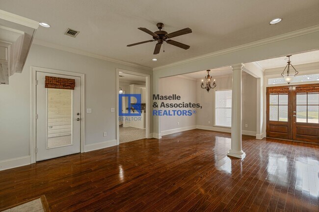 Building Photo - 3 Bed/2 Bath Home in Madison in Devlin Spr...
