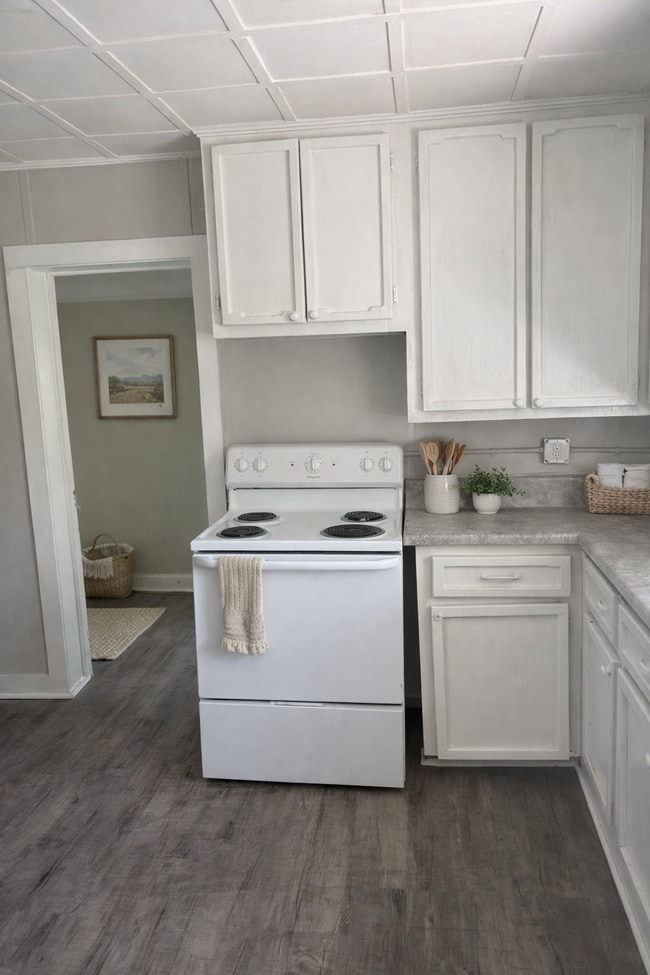 Building Photo - 3775 Grand Ave