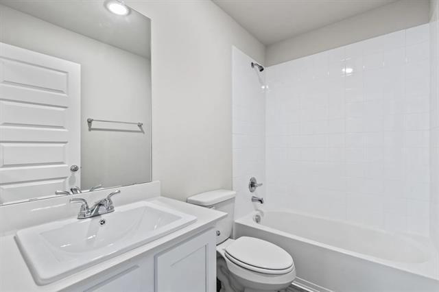 Building Photo - 2421 Gaulding St