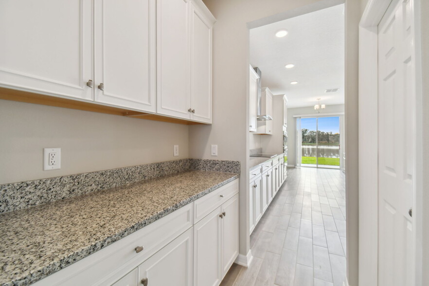 Building Photo - 38190 Shale Stone Ct